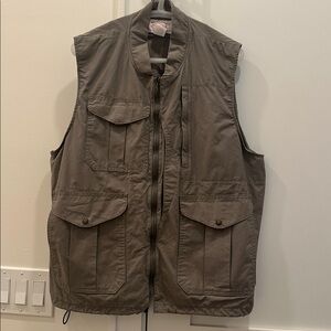 CC Filson Travel Vest Style # 10060 Size XL Olive Khaki EUC